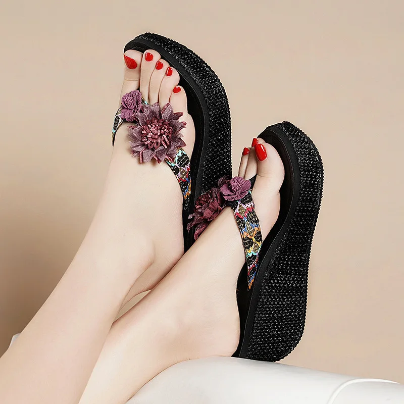 Sandal Sandal Pantai Flip Flop Wanita Sandal Wedges Wanita Platform Sepatu Kasual Sepatu Bunga Fashion Sandalias Wanita