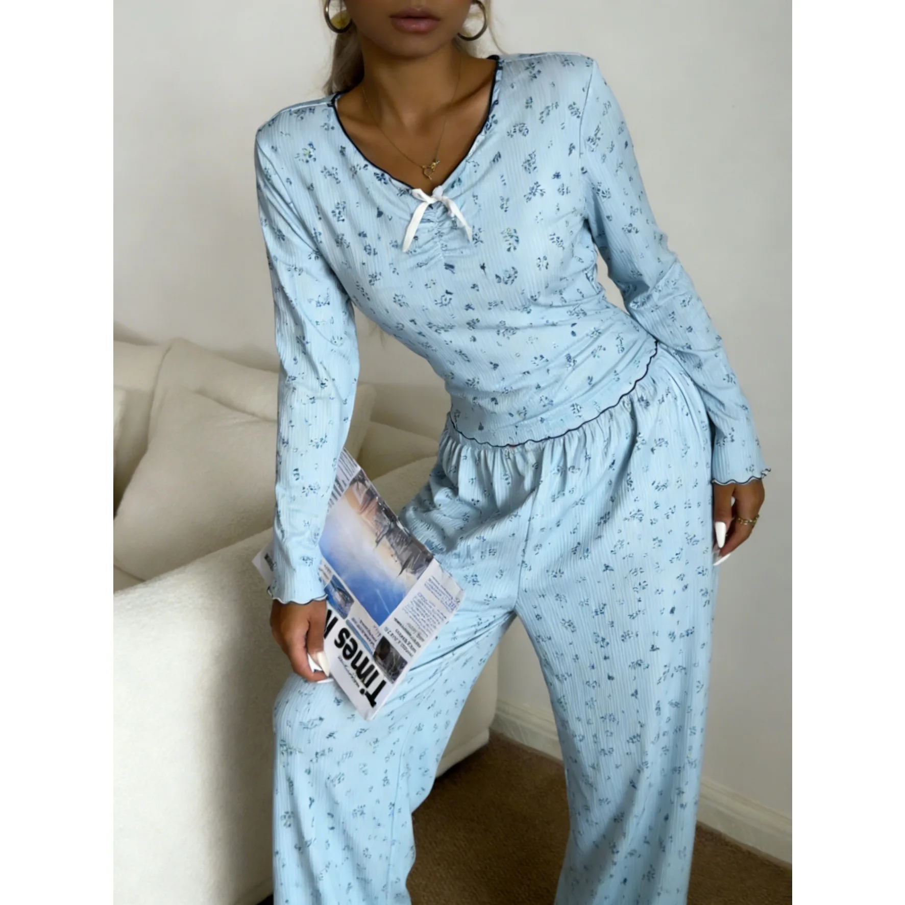American-Style Spring and Autumn New Fashion Women's Pajamas Set, Comfortable and Breathable Printed Homewear for Women 3