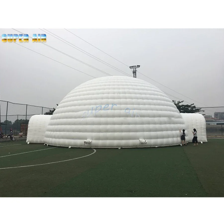 Ventilador gratuito com barraca de cúpula inflável externa com duas portas para propaganda