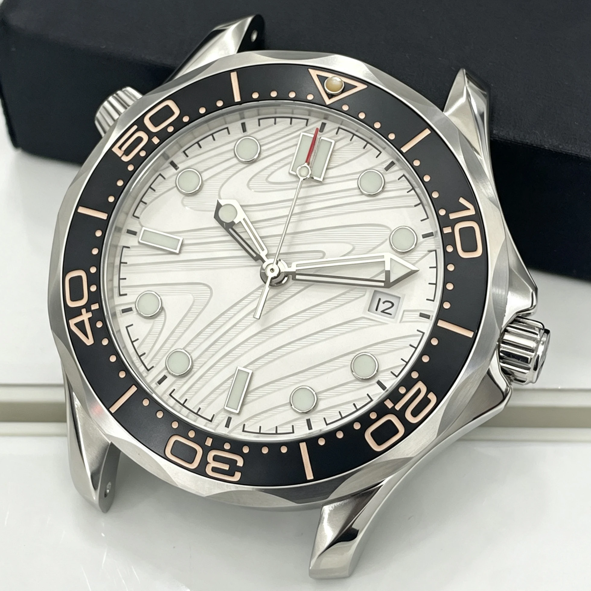 41.5mm Business Casual Men's Wristwatch, Made Of Stainless Steel, W、With Calendar Function, Equipped With 8215/ST1612 Movement