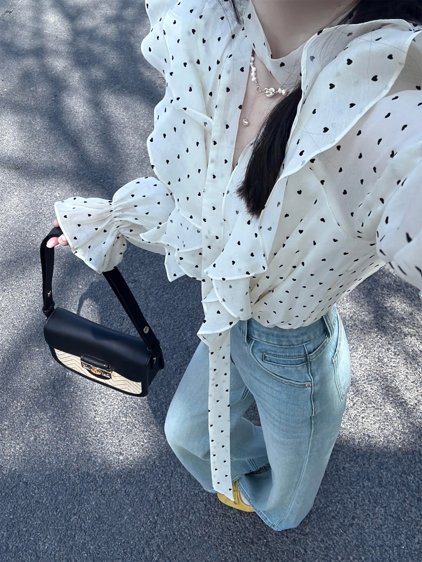 Elegant Polka Dot Ruffle Sleeve Chiffon Shirt Women's Autumn High Fashion Unique Beautiful Long Sleeve Top French Style Loose...