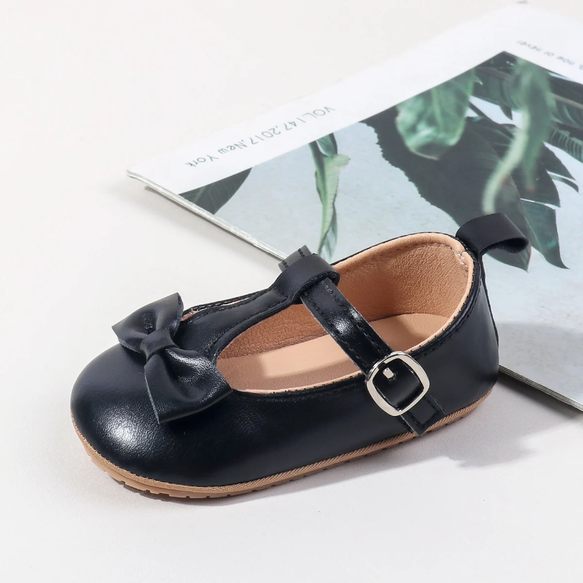 أحذية الأميرة الجميلة للربيع والخريف لعام 2025 أحذية الأميرة للفتيات الصغيرات بعقدة على شكل فراشة وعقدة للأطفال أحذية أطفال مضادة للانزلاق ونعل من جلد البولي يوريثان #2