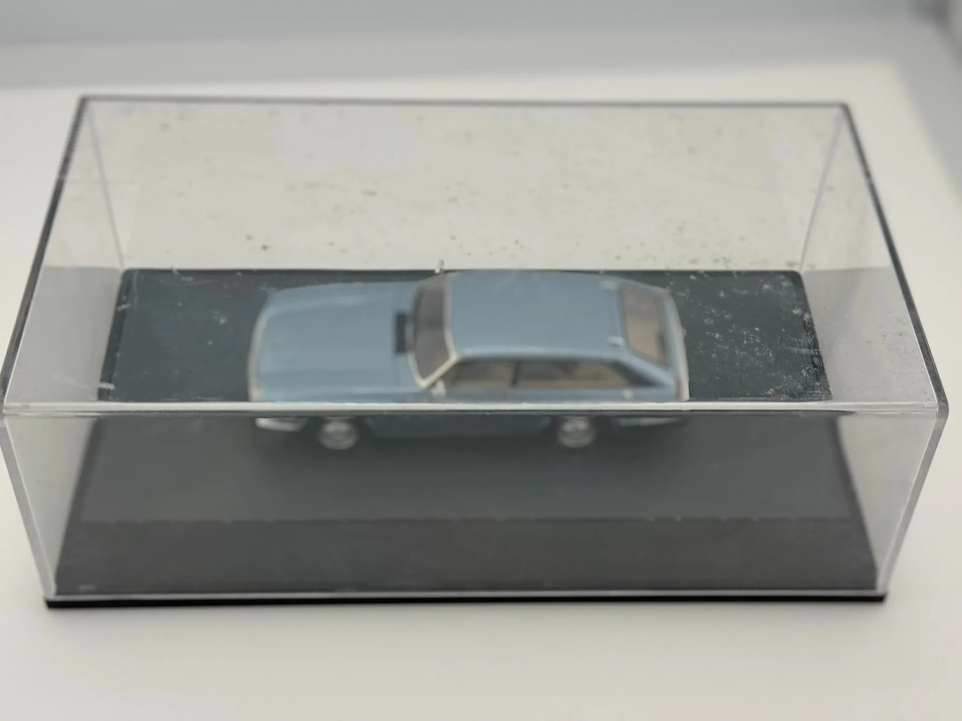 

Diecast MATIRX 1/43 Scale Station Car Model Collectible Toy Gift Souvenir Display Ornament
