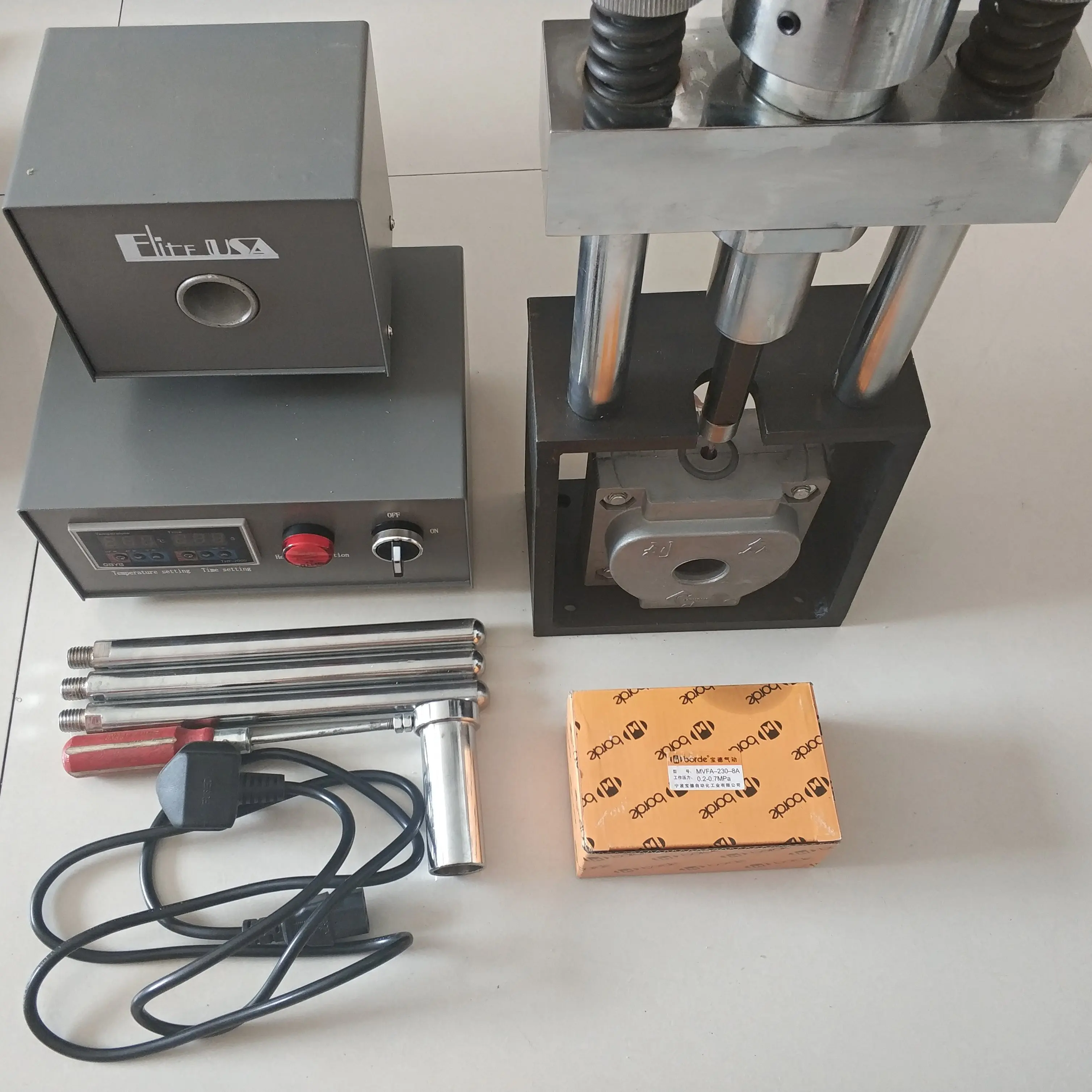 Easy Handle Ce Flexible Denture Injection System for Dental Laboratory Dental Injection Machine Dental Lab Equipment