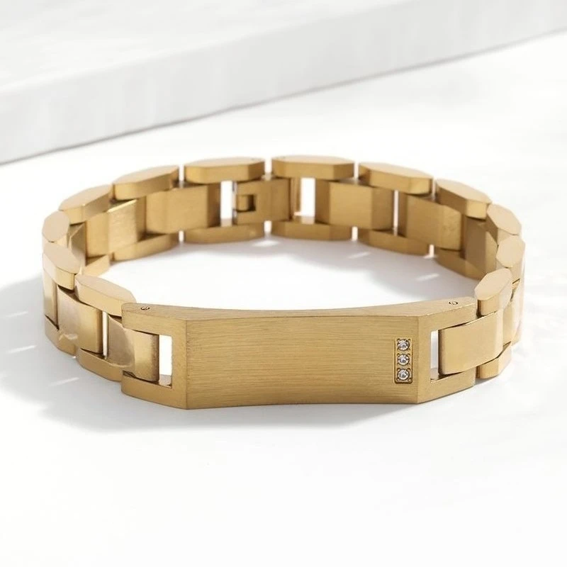Cool Crown Stainless Steel Biker Bracelet for Men, Motorcycle Style Statement Wrist Jewelry, Fashion Versatile Daily Wear Access