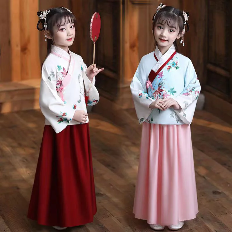 

Chinese Hanfu girl's casual dress