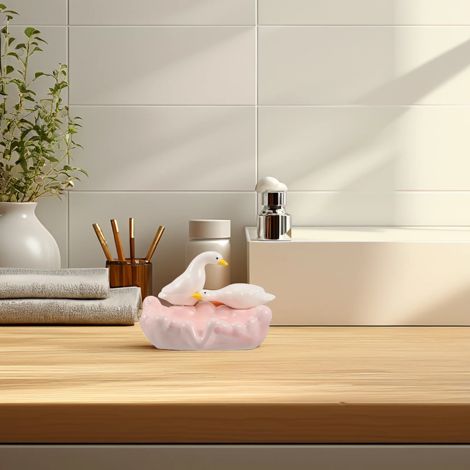 

Ceramic Duck Dish Self Draining Soap Holder For Bathroom Sink Storage Organizer Water Drain Function Soap