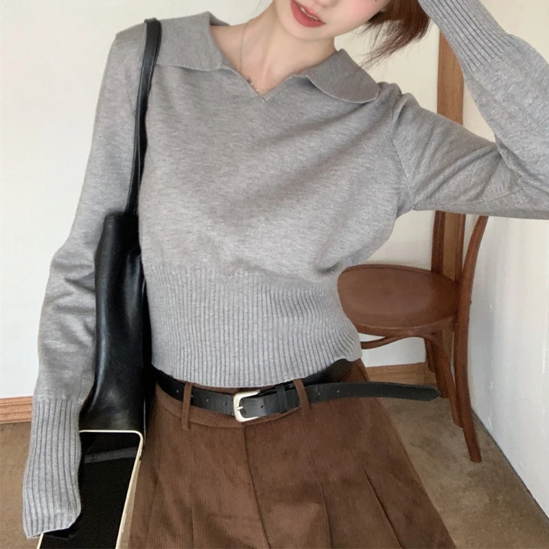 سترة قصيرة بياقة بأكمام طويلة للنساء بلوفر عادي متماسك ناعم رمادي للخريف والشتاء ملابس Y2K للمراهقات