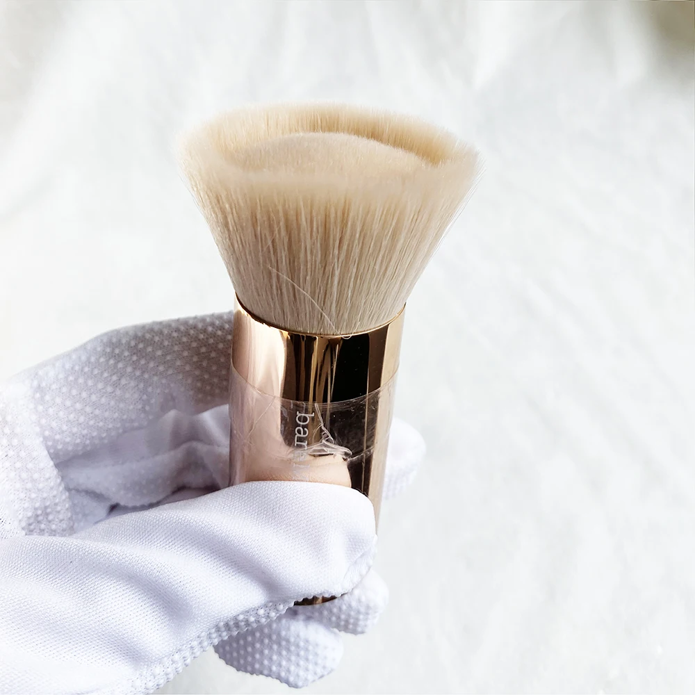 Beautiful Finish Foundation Brush - Synthetic Concave Loose Powder Foundation Makeup Brush