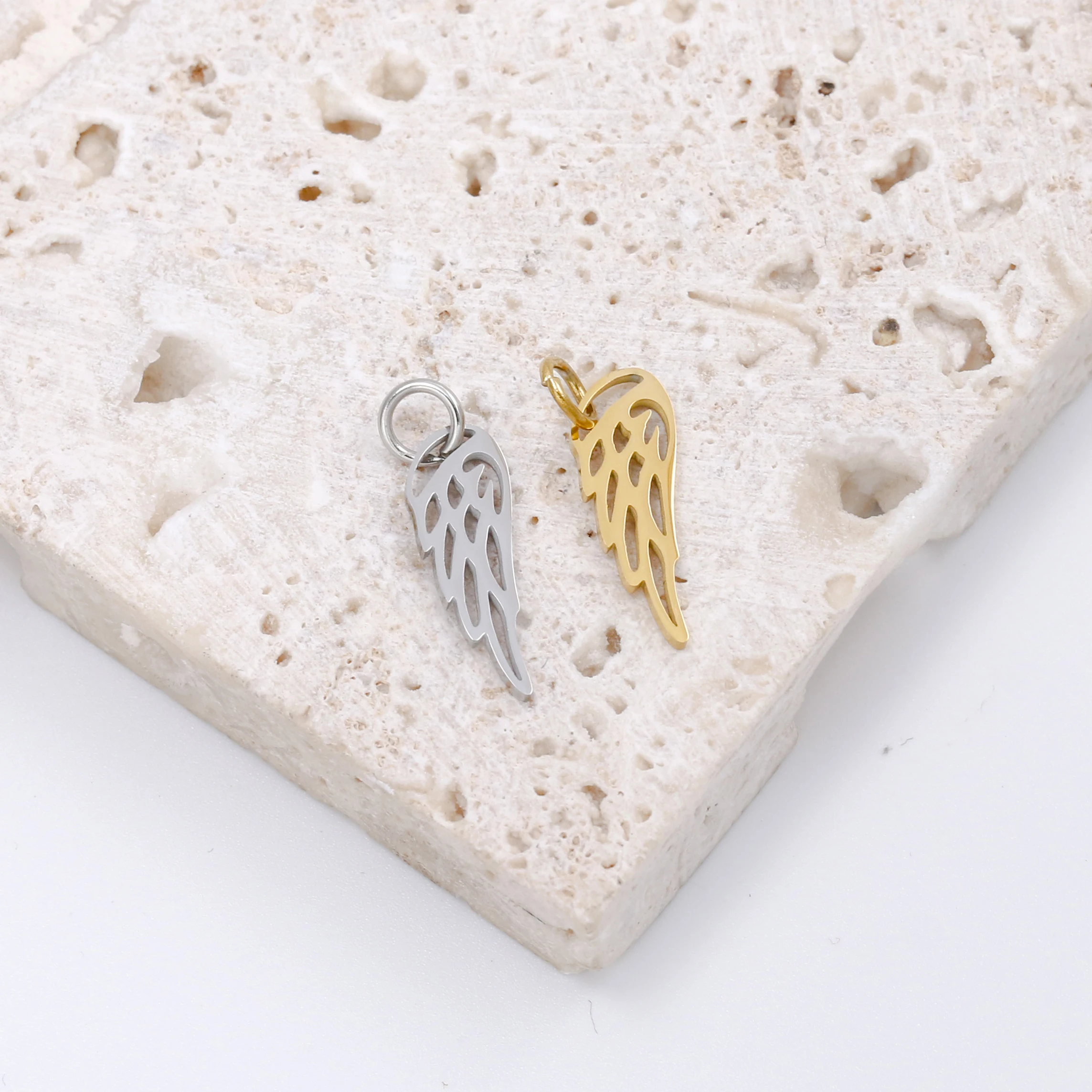 DOOYIO 5pcs/Lot Stainless Steel Charm Feather Wing Pendant DIY Women Fashion Necklace Jewelry Accessories