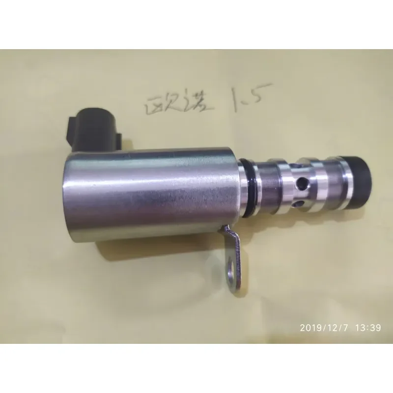 for Changan honor 1.5 cylinder head solenoid valve oil pressure control regulating valve OCV sensor