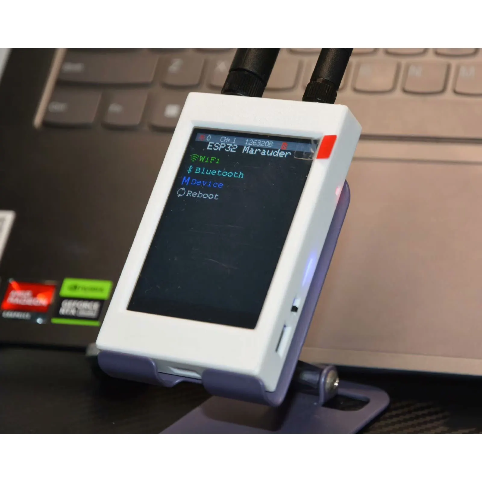 أحدث البرامج الثابتة من HamGeek 1.7.0 ESP32 لوحة تطوير 2.4 جيجا هرتز WiFi Bluetooth-GPS مع شاشة 2.8 بوصة لـ Marauder