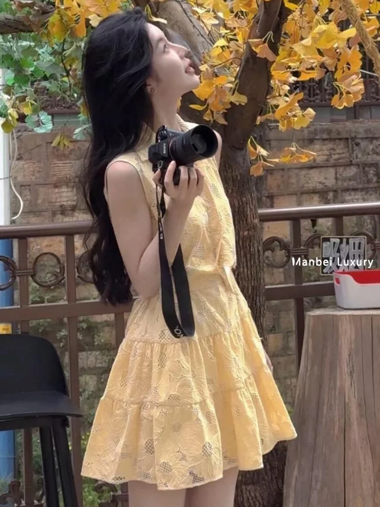 Vestido de Mujer S-Home, Estilo Coreano, Nuevo Estilo Otoñal, Bordado Hueco cado, Cuello Alto, Sin Mangas, Cintura Ajusta...