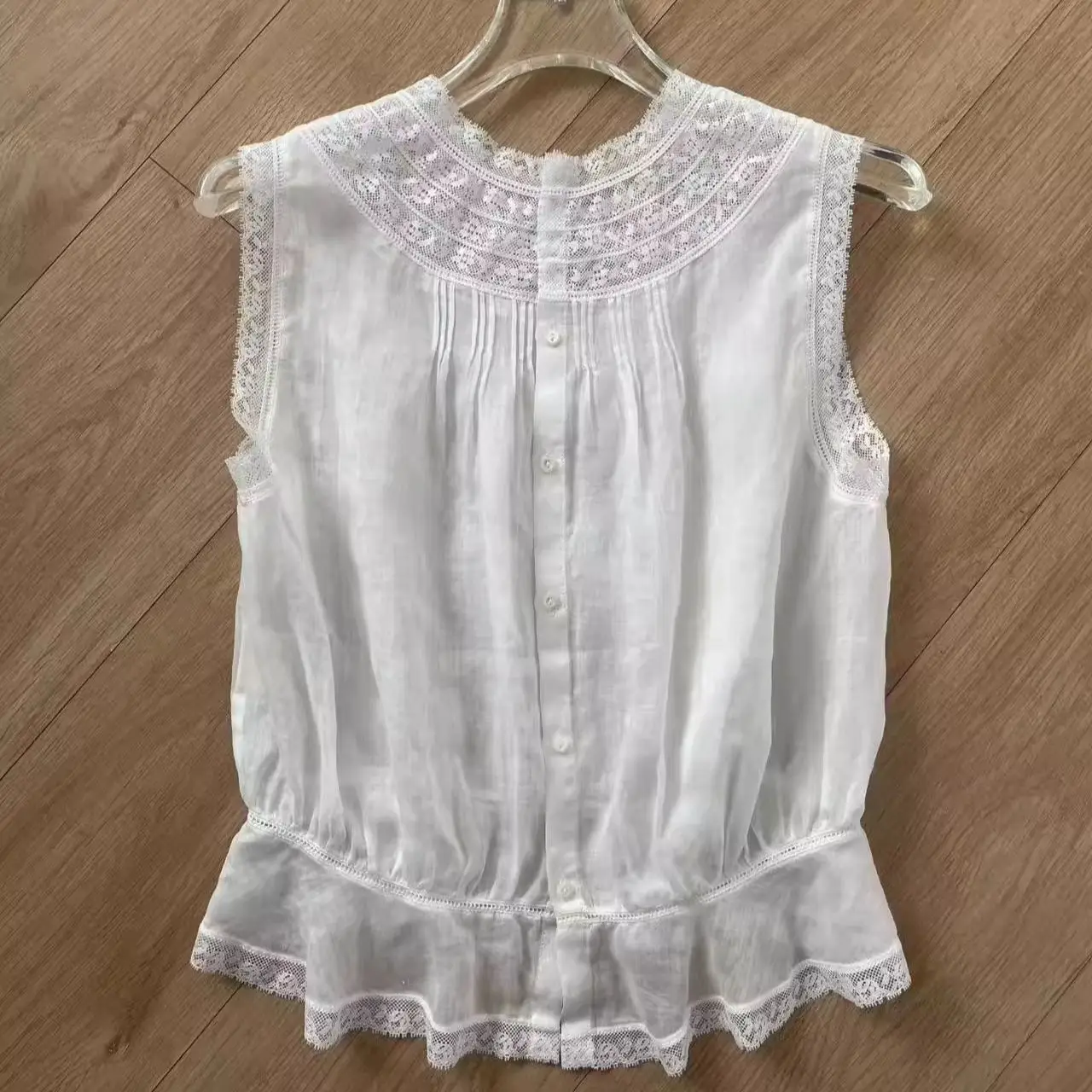 

100% Ramie Women Lace Embroidery Patchwork Vest tops Sleeveless Casual fashion Tank Tops