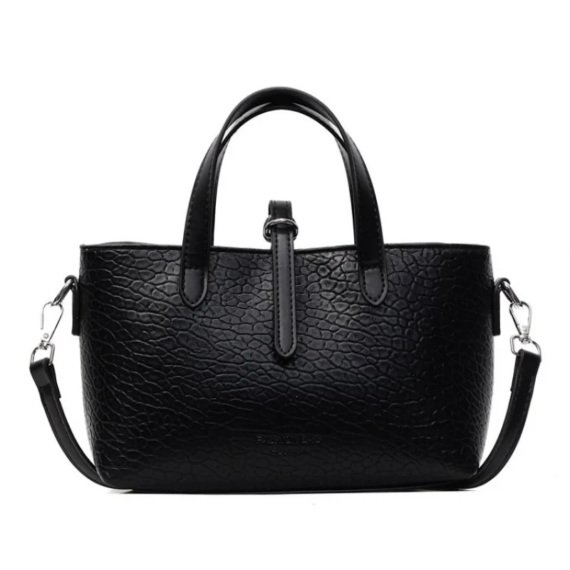 

High-End Women Luxury Tote Bag With Luxury Craftsmanship And Magnetic Closure Suitable For Office Commute Ladies​