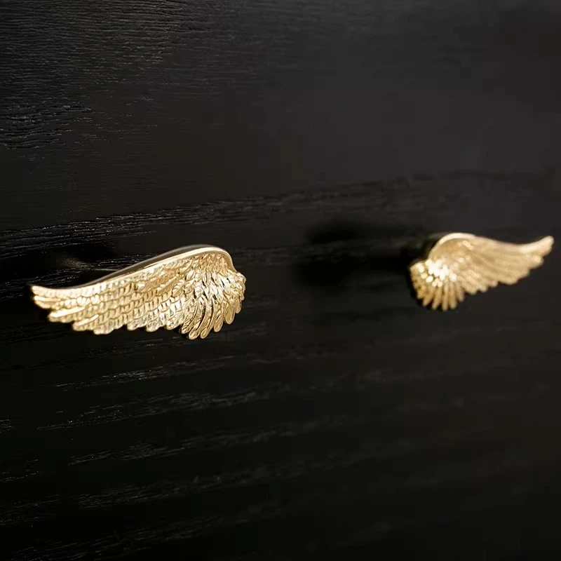 Creative Golden Wings Cabinet Pulls Unique Drawer Handles for Dressers Hardware Industrial Style Decorative Knobs for Wardrobes
