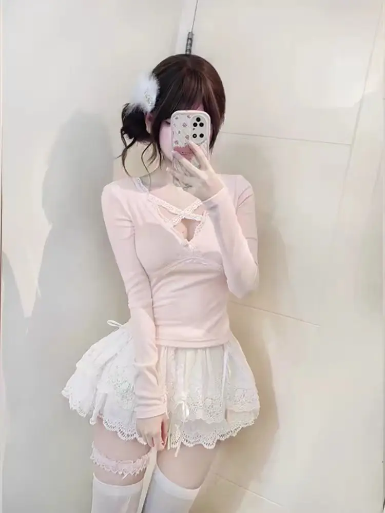 Pink Lace Bow V-neck T-shirt 3