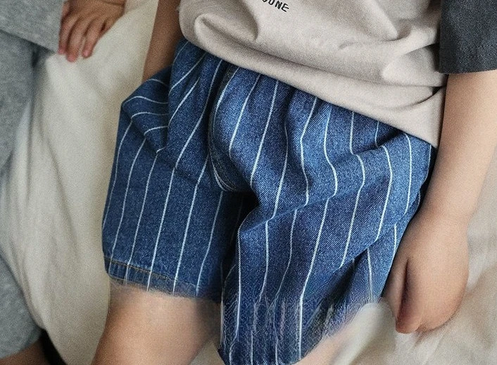 Boys and Girls Striped Elastic Waist Casual Shorts New 2026 Summer Small and Medium-sized Soft Shorts Pants
