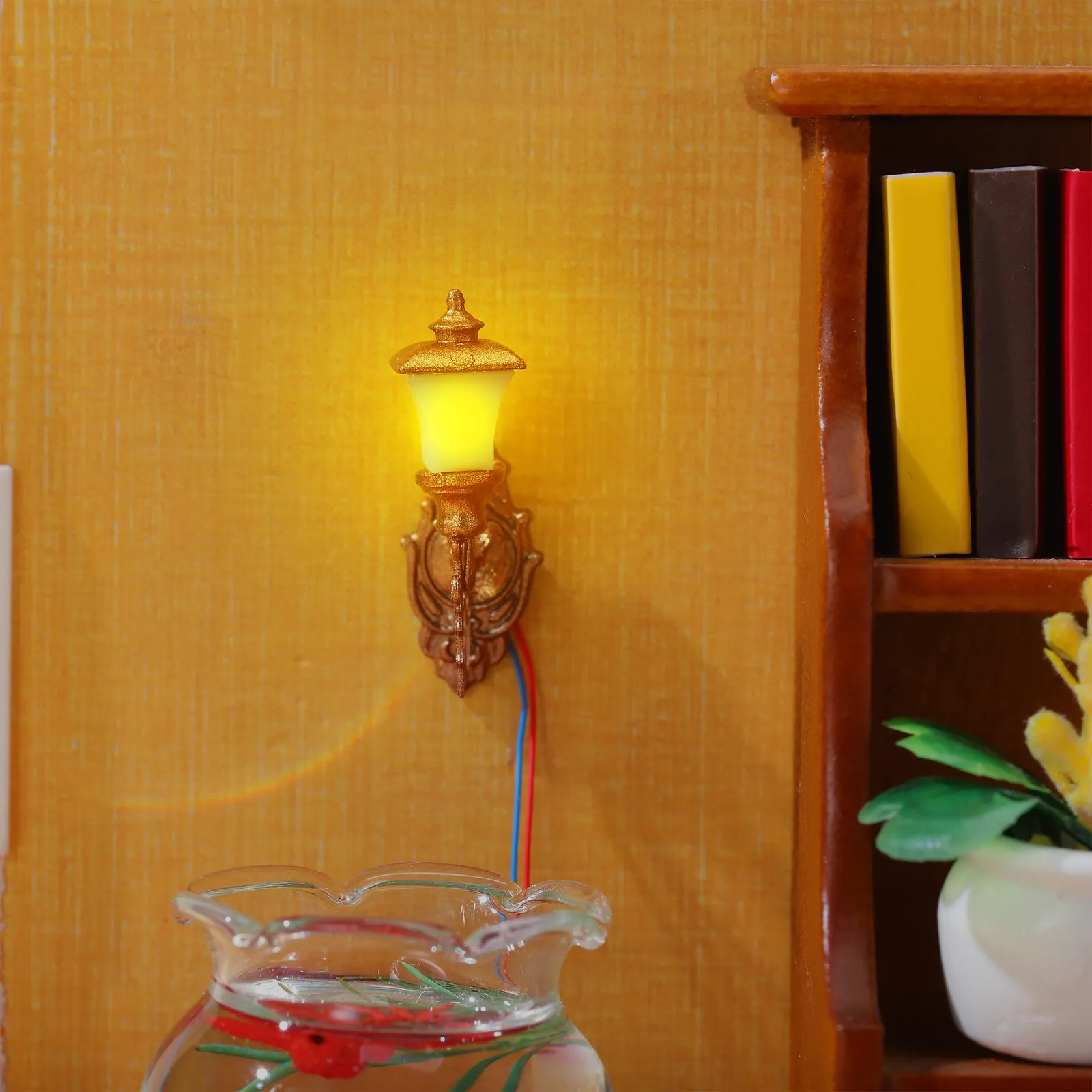 

Набор из 4 миниатюрных настенных светильников из АБС-пластика, светящиеся, креативные, для песочниц, DIY-декора, ландшафтного дизайна, микроландшафтные светильники-декор