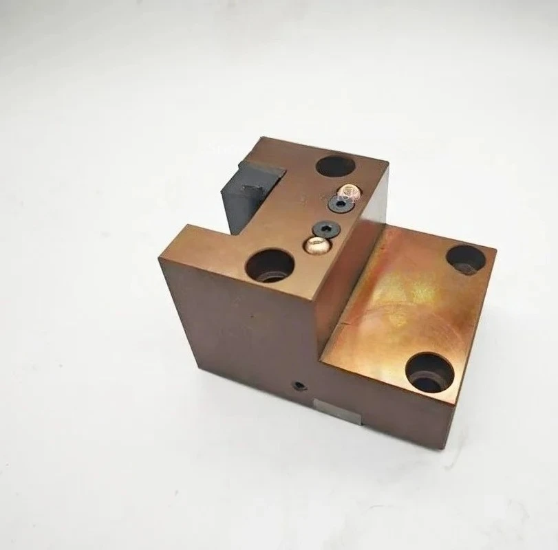 Lathe Fixed Tool Holder BMT40 BMT45 BMT55 BMT65 Outside Diameter CNC Turning and Milling Compound Power Head