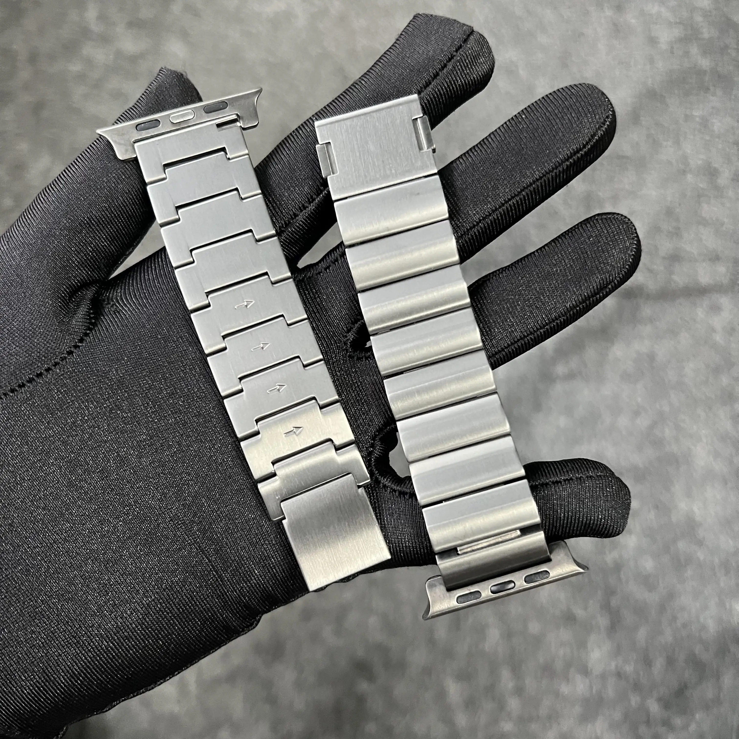 Solid Titanium Strap For Apple Watch 9 Ultra 2 49mm Band 8 7 SE 6 45mm 44mm 42MM Luxury Bracelet For iWatch Series 8 6 5 4 3 se