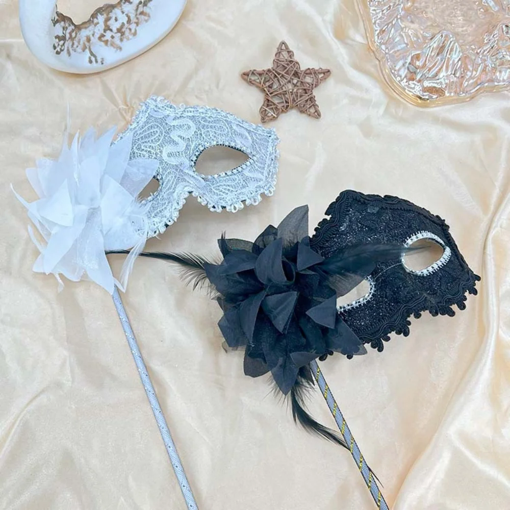 Handheld Gold Flower Mask Princess Half Face Mask Party Sexy Dress Wear Matching Mask Cosplay Props Accessories For Women