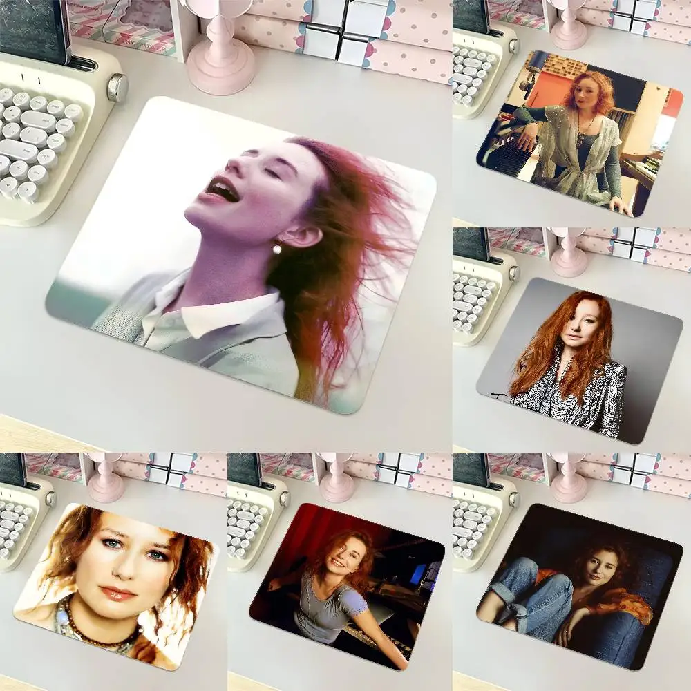 American Singer T-Tori A-Amos Mousepad Small LockEdge Mouse Pad For Gamers Computer Desk Pad Rectangular Anti-slip Rubber