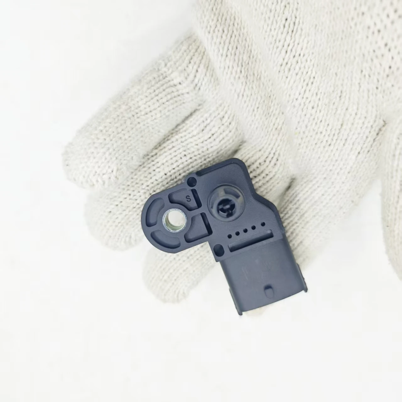 1pc/2pcs Air intake Manifold Absolute Boost Pressure MAP Sensor 0281002576 for Volv-o FE FH FL FM K-amaz for Daf 0281002743