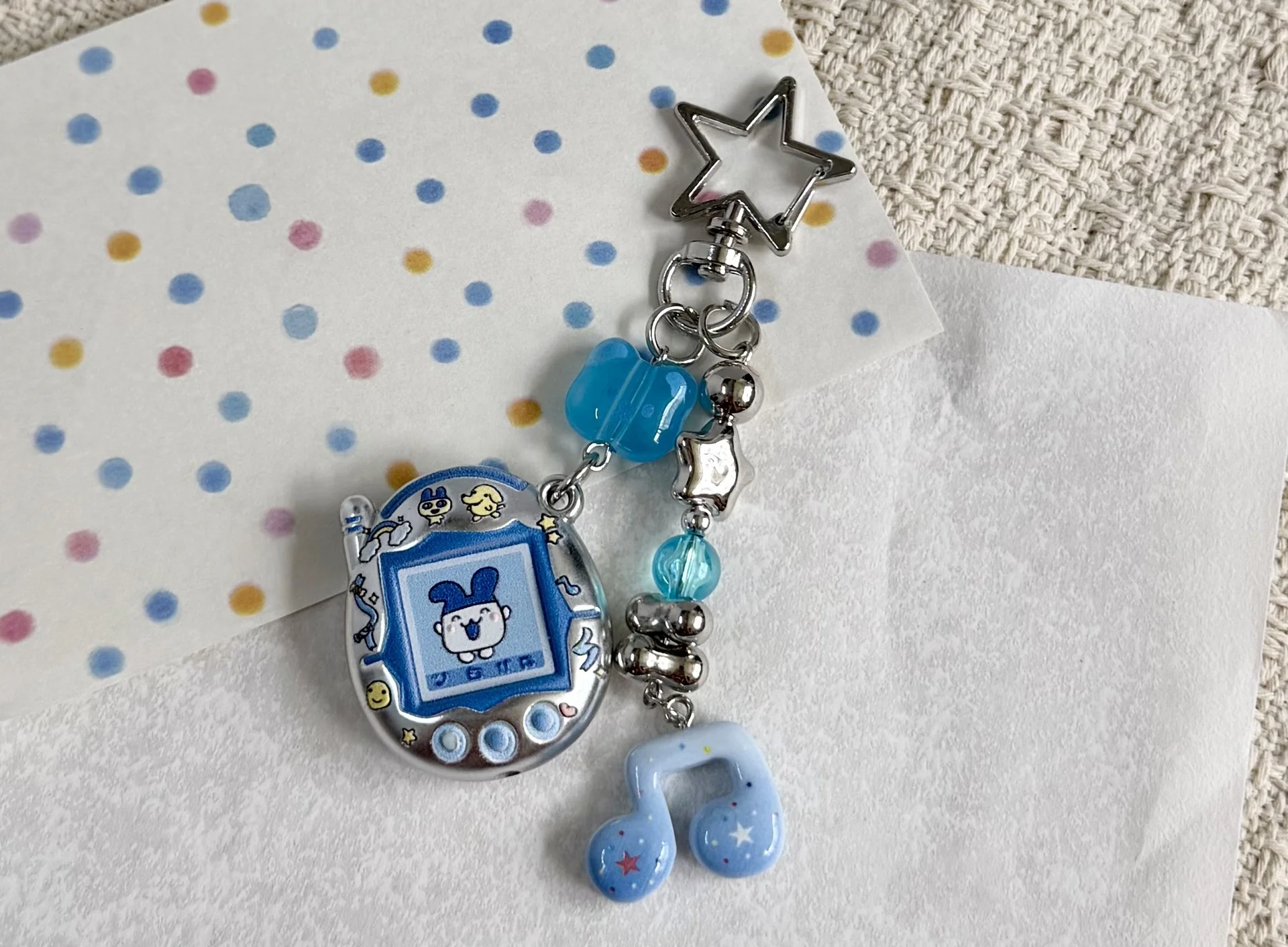Cute Retro Virtual Pet Beaded Keychain Game Charm, Music Note Star Bead Bag Pendant, Kawaii Y2K Aesthetic Key Ring