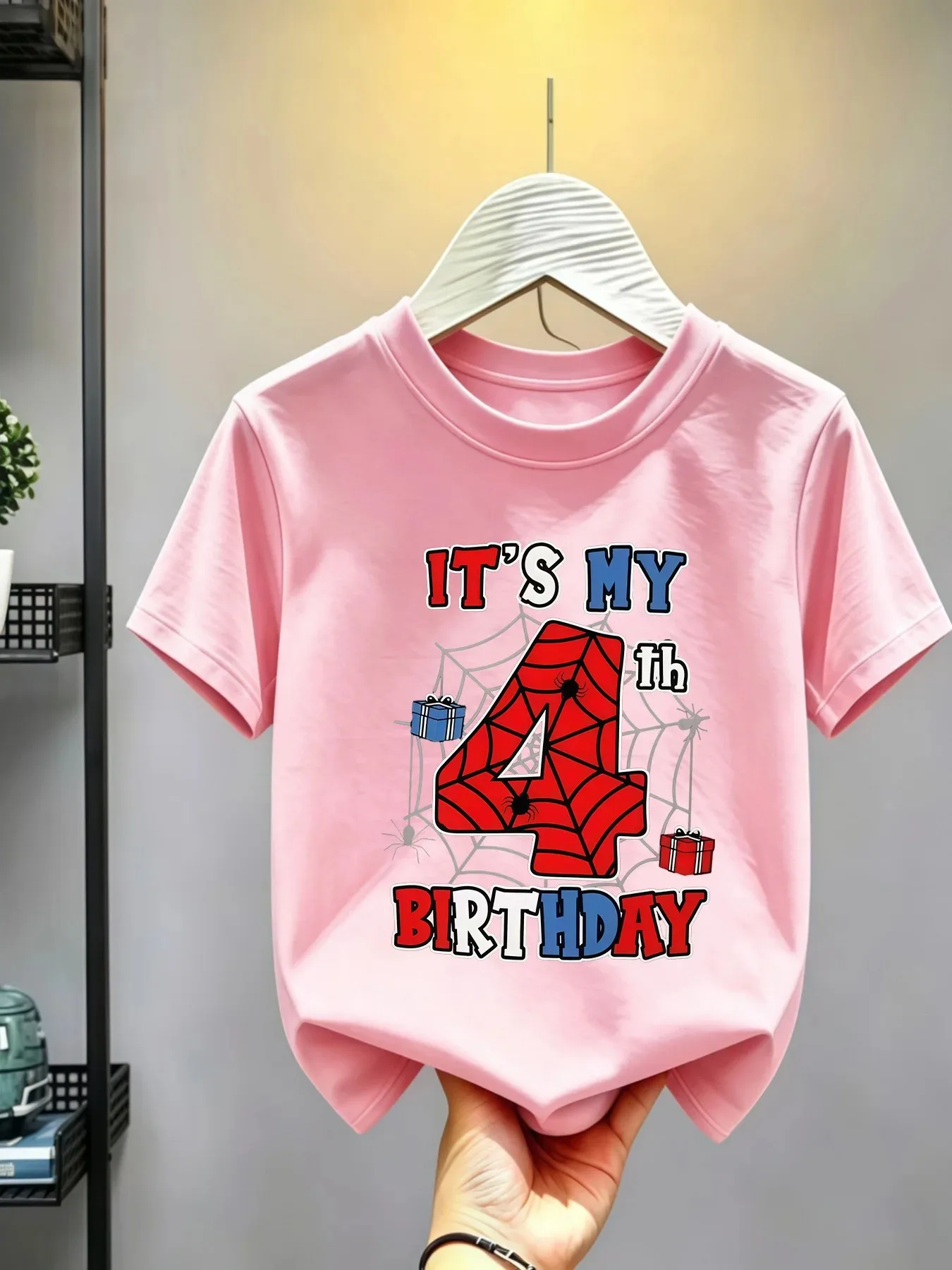 4. Geburtstag, Spinnennetz-Motiv, Geschenk, Helden-Print, passende Baumwoll-T-Shirts für die ganze Familie, kurzärmelige Oberteile für Mama, Papa, Jungen und Mädchen, für den täglichen Gebrauch. – Detail 7