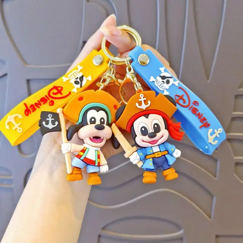 Kawaii Disney Mickey Mouse Stitch pirata Cross Dressing dibujos animados Pato Donald llavero mochila colgante decoración pareja regalos