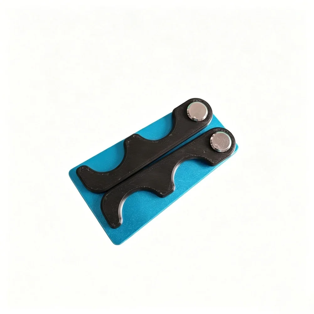 

Compact Cue Holder for Billiards with 4 Holes Optimized for Square Chalk and Round Chalk Placement on Cue Shafts