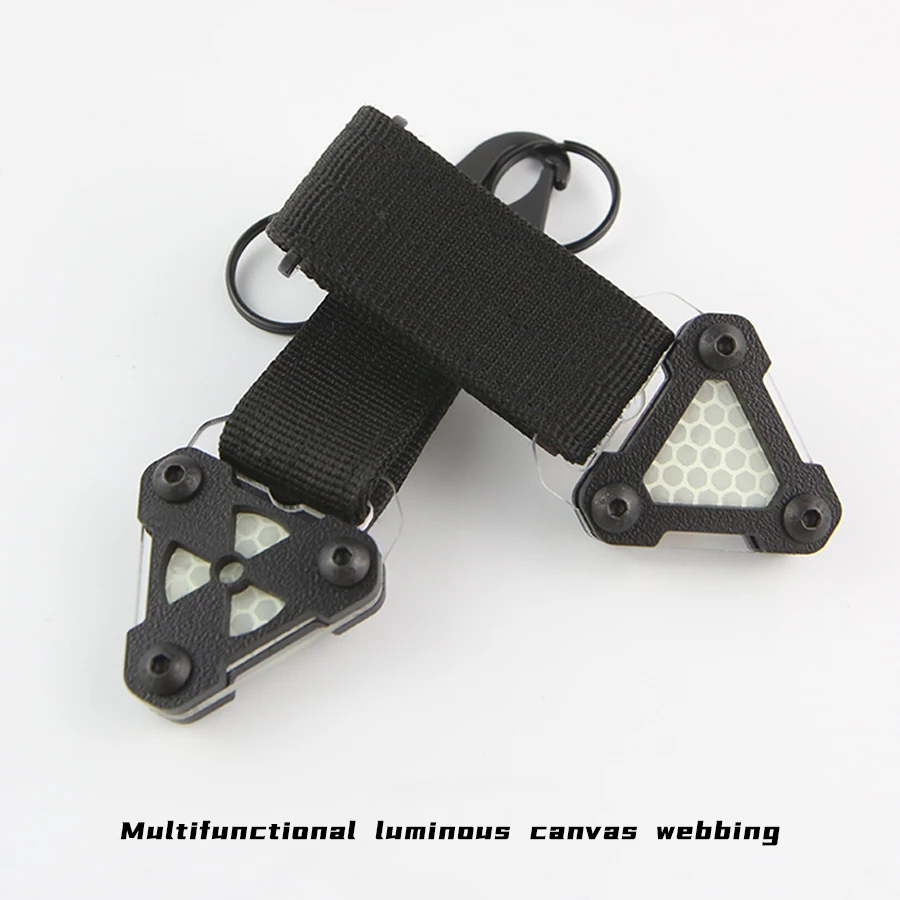 Luz reflectante triangular MOLLE para mochila táctica - imagen 4