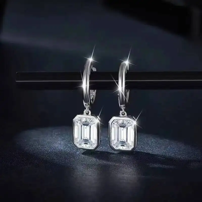 S925 Sterling Silver Emerald Cut Diamond Earrings Set with VVS Moissanite Fashionable Light Luxury square Earrings