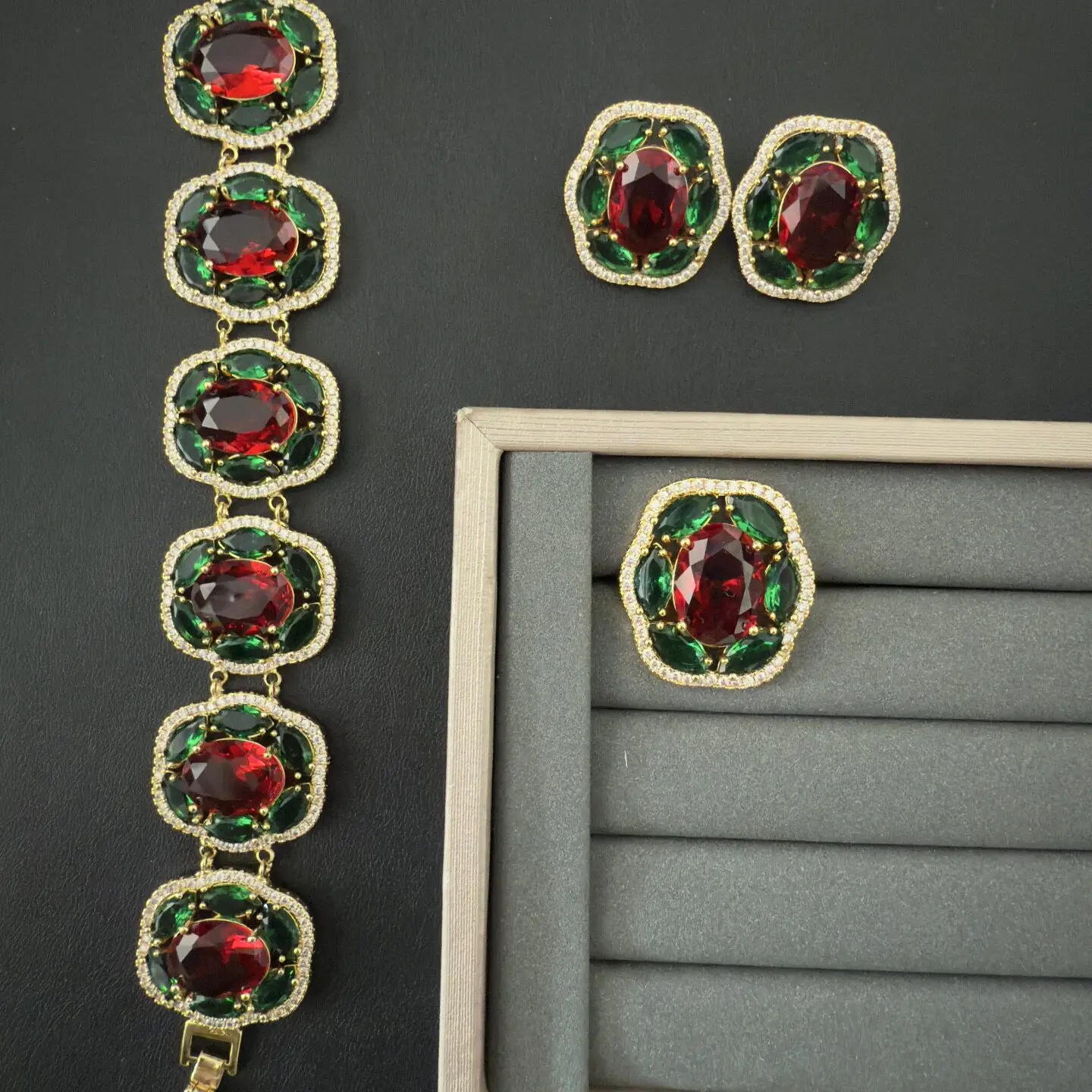 

Red and green color-blocked full pavé zircon ring, earrings, and bracelet set