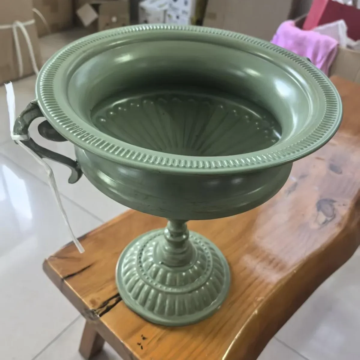 Personalized wrought iron trophy flower pot rack, green dill and succulent hanging orchid flower table, decorative bucket