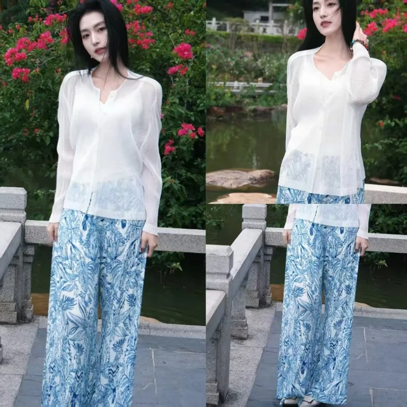 

Miyake Pleated Skirt Set 2026 Patchwork Color Short Sleeve Top Set Women Summer Casual High Waist Slim Premium Feeling Skirt