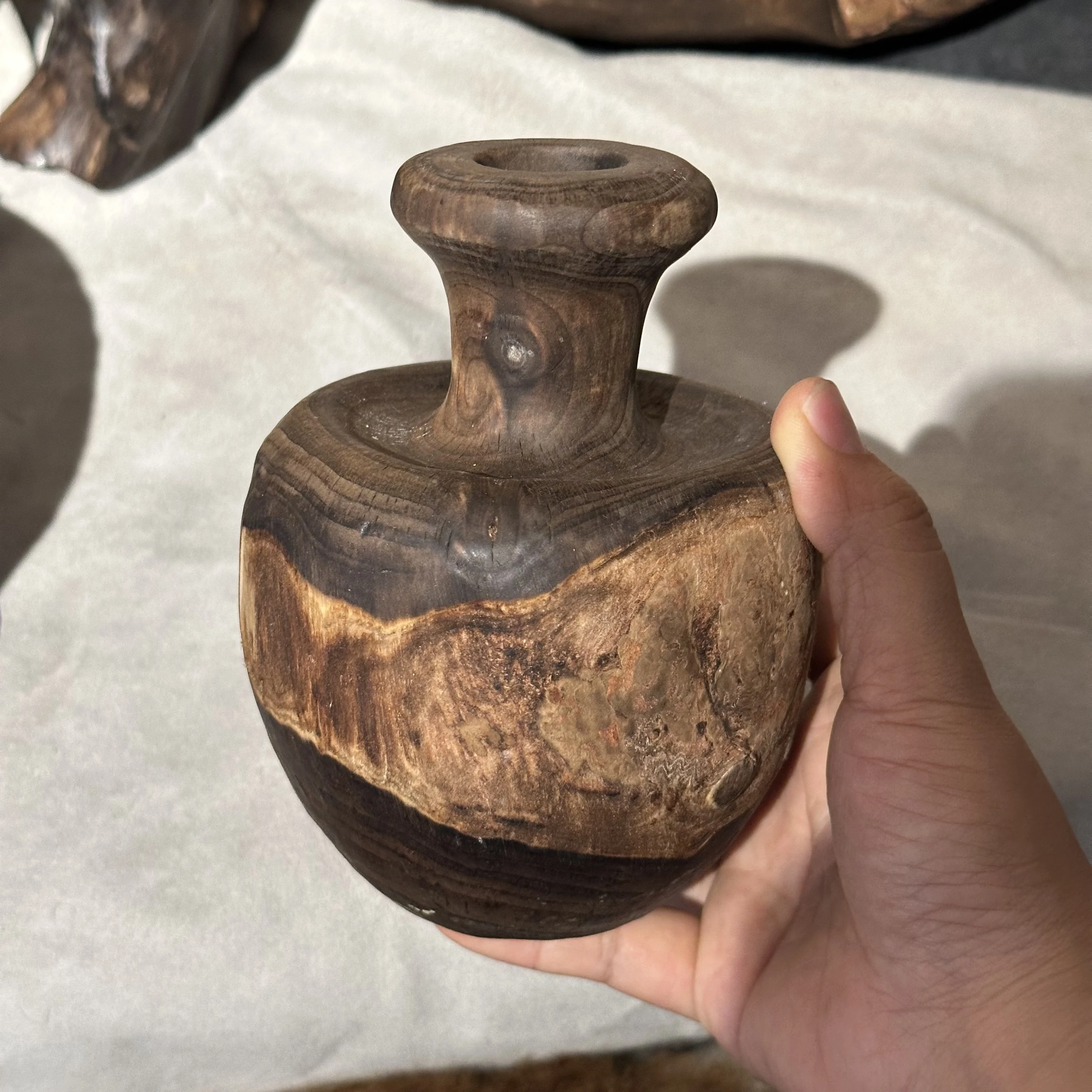 1PC Vintage Pastoral Style Ginkgo Wood Vase Decorations for Homestays, Cafes, Bars and Homes