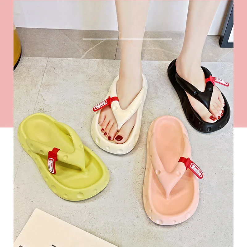 2023 New Flip Flop Women's Summer Fashion Leisure Clip Foot Home Indoor Anti Slip Flat Bottom Bathroom SANDALS Bath Sandals