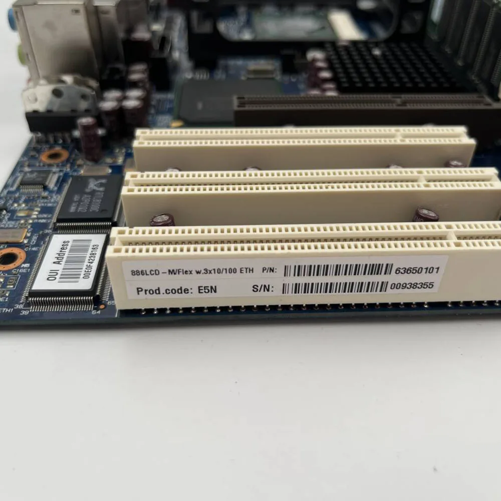 

886LCD-M/Flex Промышленная материнская плата управления