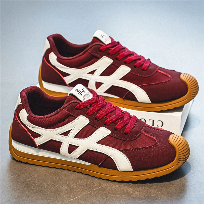 Retro Fashion Red Men's Running Shoes Size 39-45 Breathable Sport Shoes Men Outdoor Jogging Shoes Man Trainers zapatillas hombre