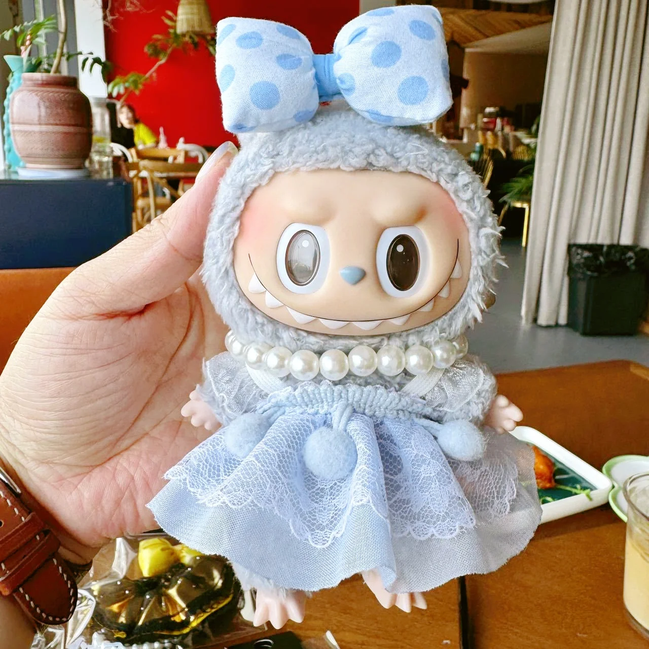 

Macaron series 17 cm labubu doll clothes, vinyl blind box doll clothes, cartoon dress, bow