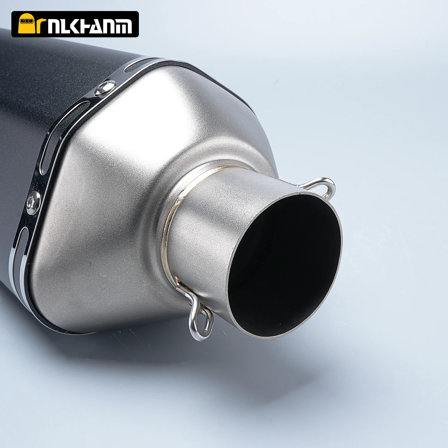 نظام عادم الدراجة النارية العالمي كاتم صوت طويل AK مع قاتل DB لـ ninja400 MT07 RC390 ZX6R R6