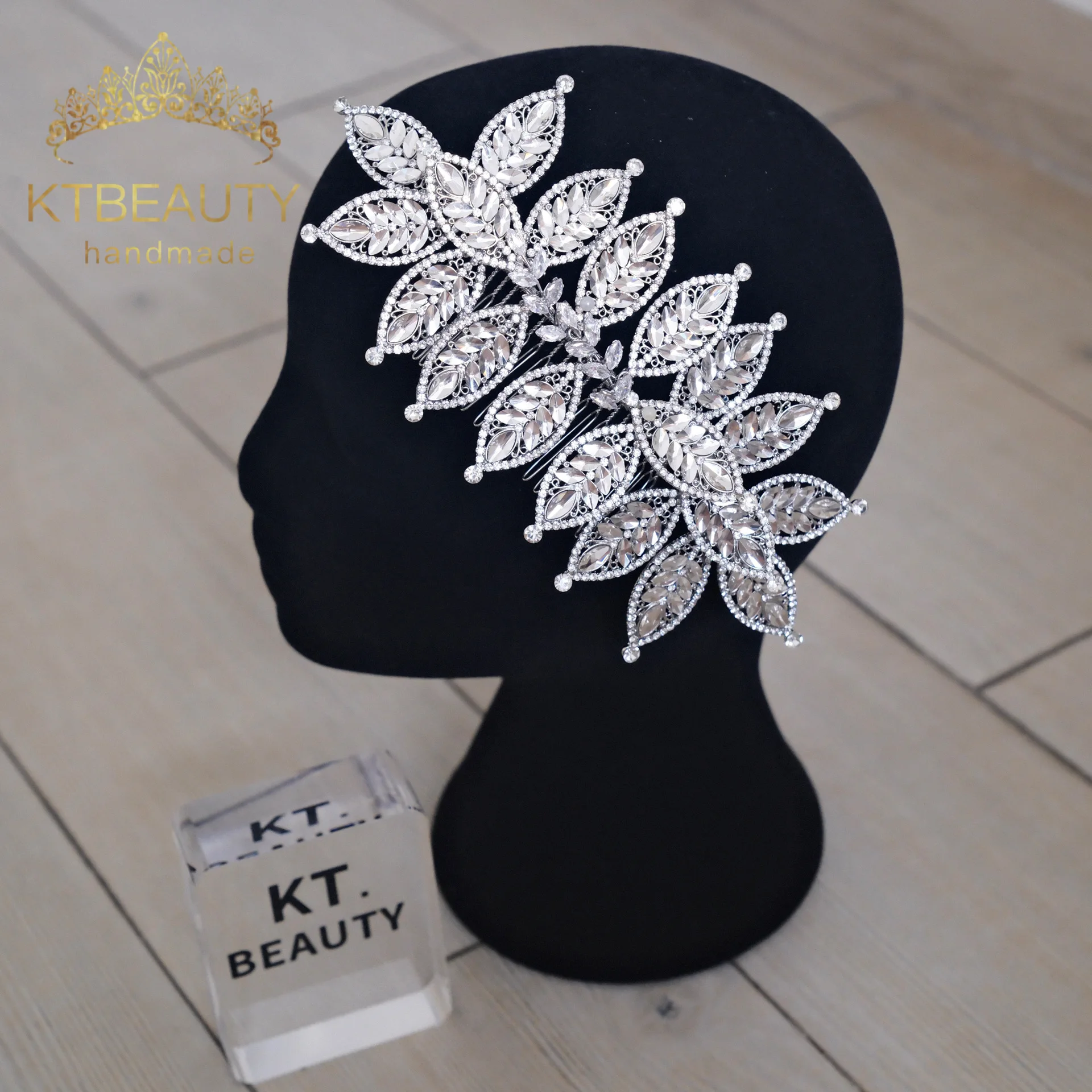 

KTBEAUTY News 2025 bridal style Headpiece Silver color Crystal Big Size Comb white Stones Beauty Hair band Women Accessories