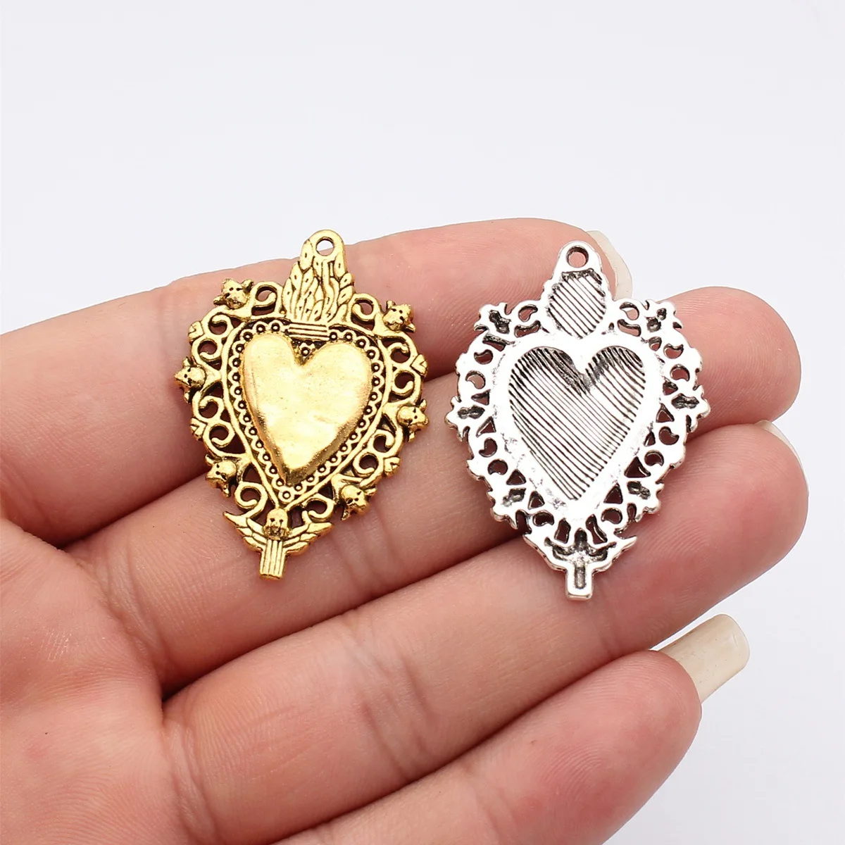 WYSIWYG 5pcs 41x29mm 2 Colors Antique Silver Color Antique Gold Color Gothic Skull Heart Charms For DIY Jewelry Making