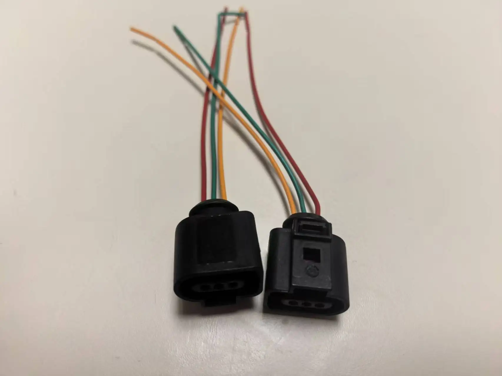 Plug Connector Pressure Difference Sender 03L906051B Sensor For Audi A3 A4 A6 Q5 VW Golf Jetta Passat Seat Leon Skoda Octavia