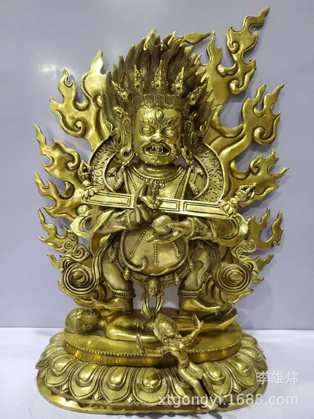 Two-armed bronze Dahetian Dharma protector 43cm red stick Mahakala tantric Buddha statue