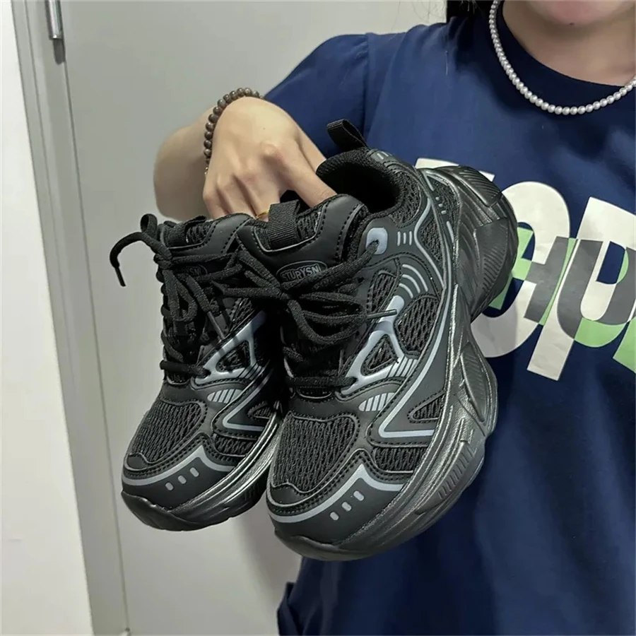 2024 New Casual Chunky Sneakers Fashion Old Dad Shoes White Men Women Super Popular Boys Girls Sports Shoes BlackRunning Shoes