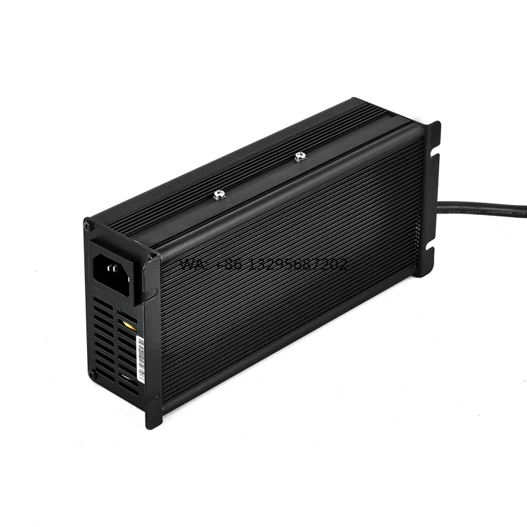 

12V 20A Lithium Battery Charger 14.6V LiFePO4 Battery Charger with Anderson Connector for LiFePO4