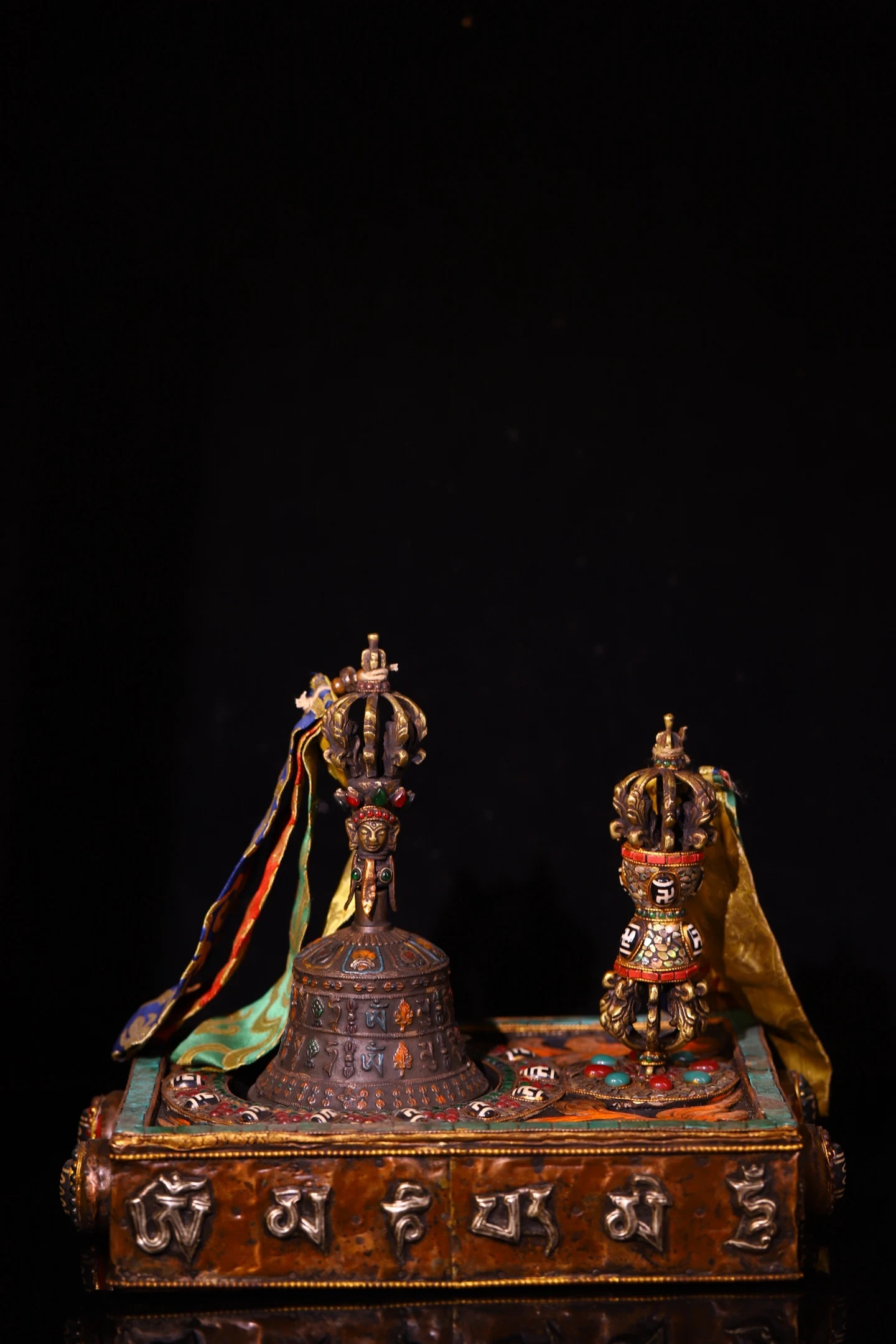 Old Bronze Cinnabar Painted Six-syllable mantra pattern Buddha Bell Vajra base Amulet Dharam Worship Hall Town house